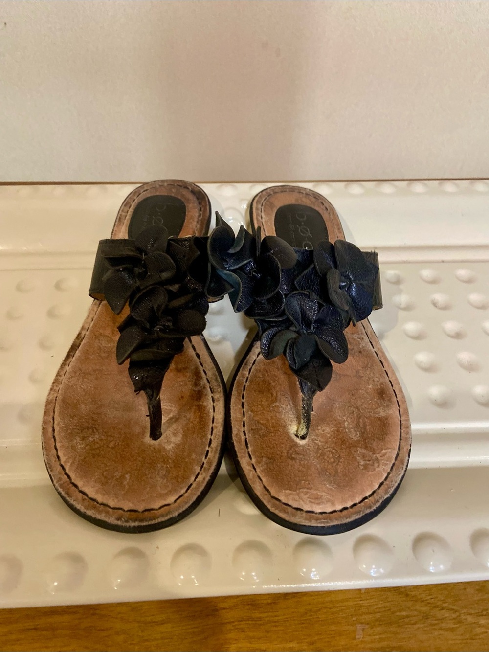 boc Black Floral Toe-Post Sandals with Layered Petals